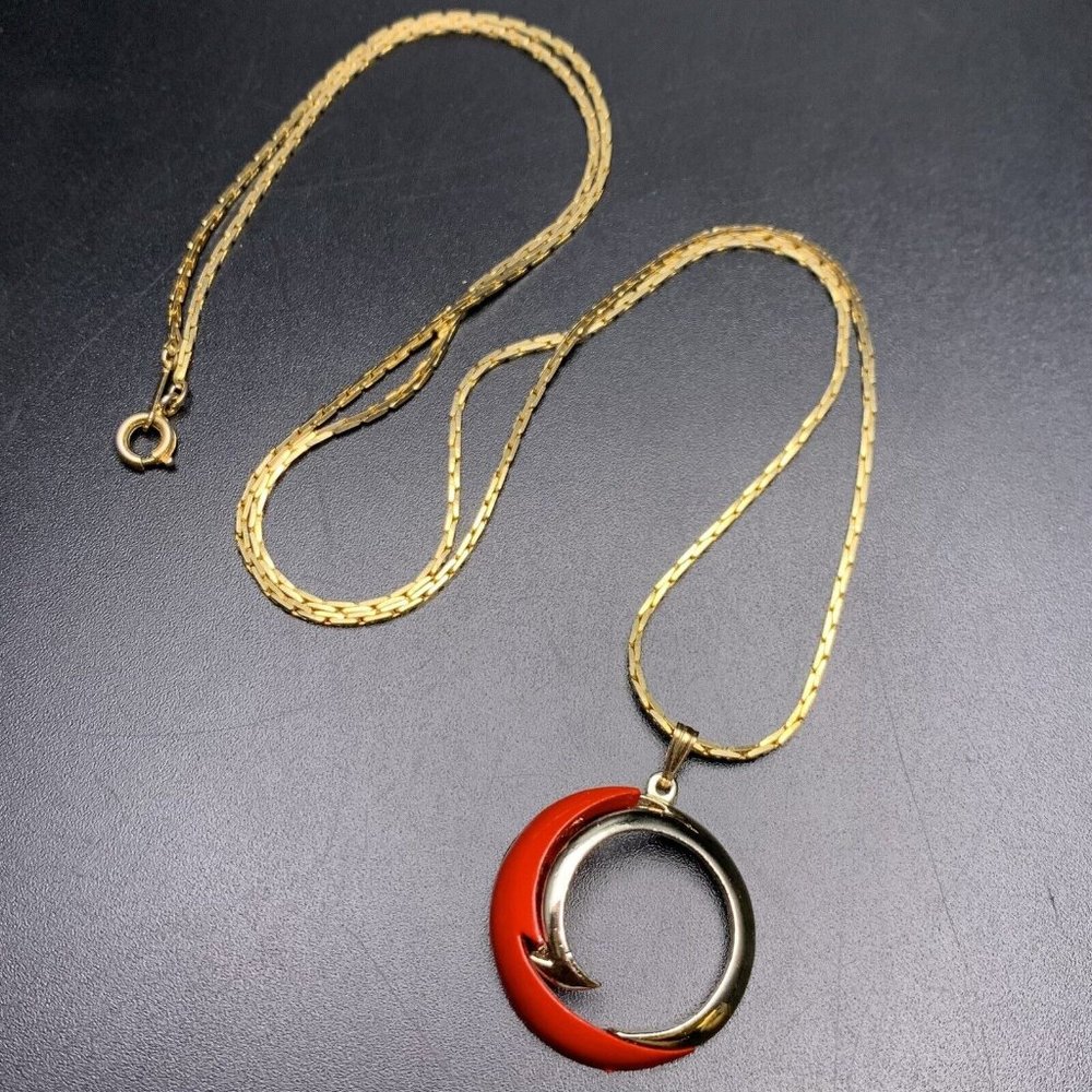 Vintage Classic Gold Tone Red Enamel Pendant Necklace